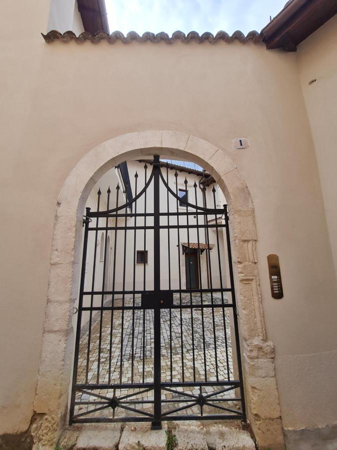 Dimora Degli Angeli Διαμέρισμα Λ' Άκουιλα Εξωτερικό φωτογραφία